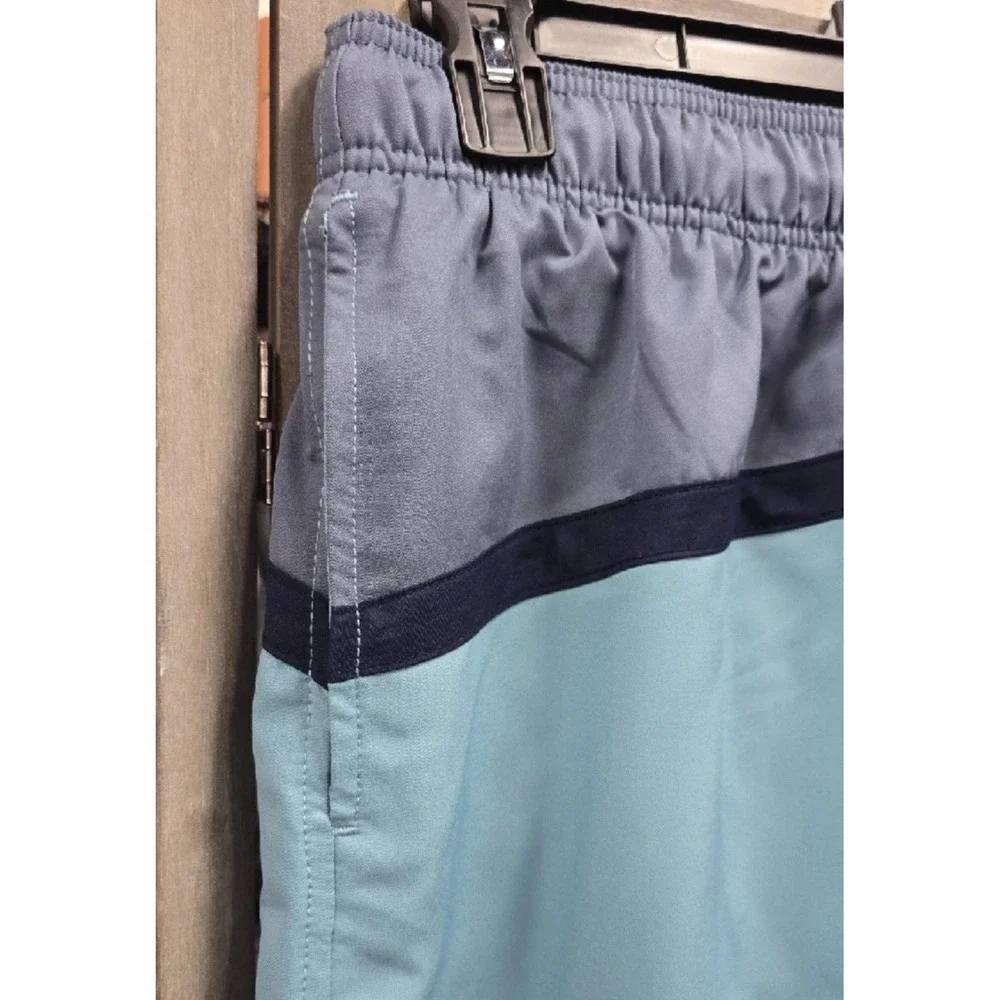 Speedo Swim Trunks Bathing Suit Mens Medium Black Gray Blue UPF 50 BlockTheBurn